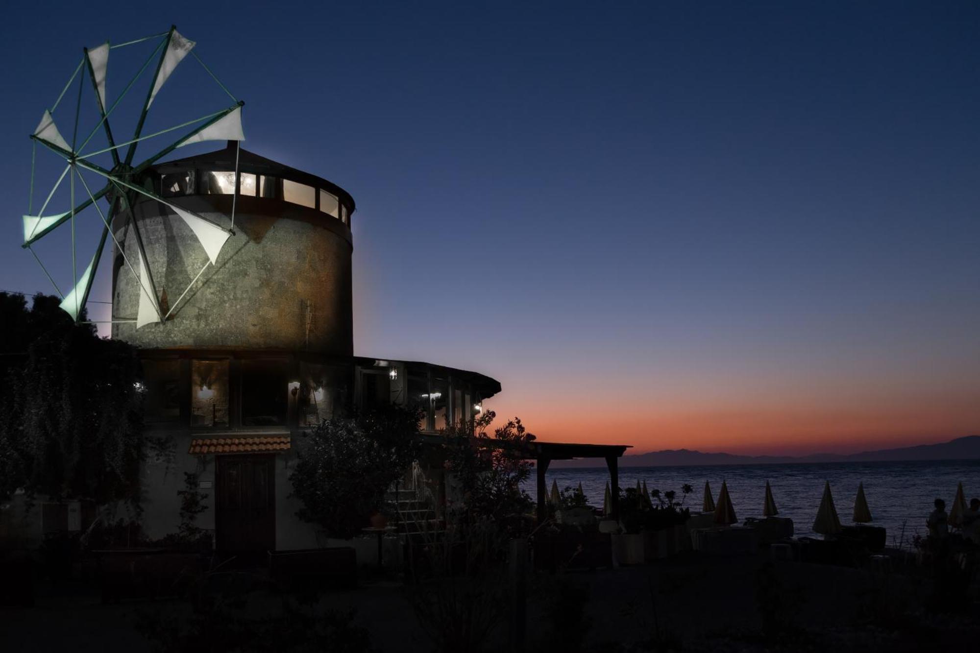 Windmill Renovated 2025 Villa Ialysos  Buitenkant foto